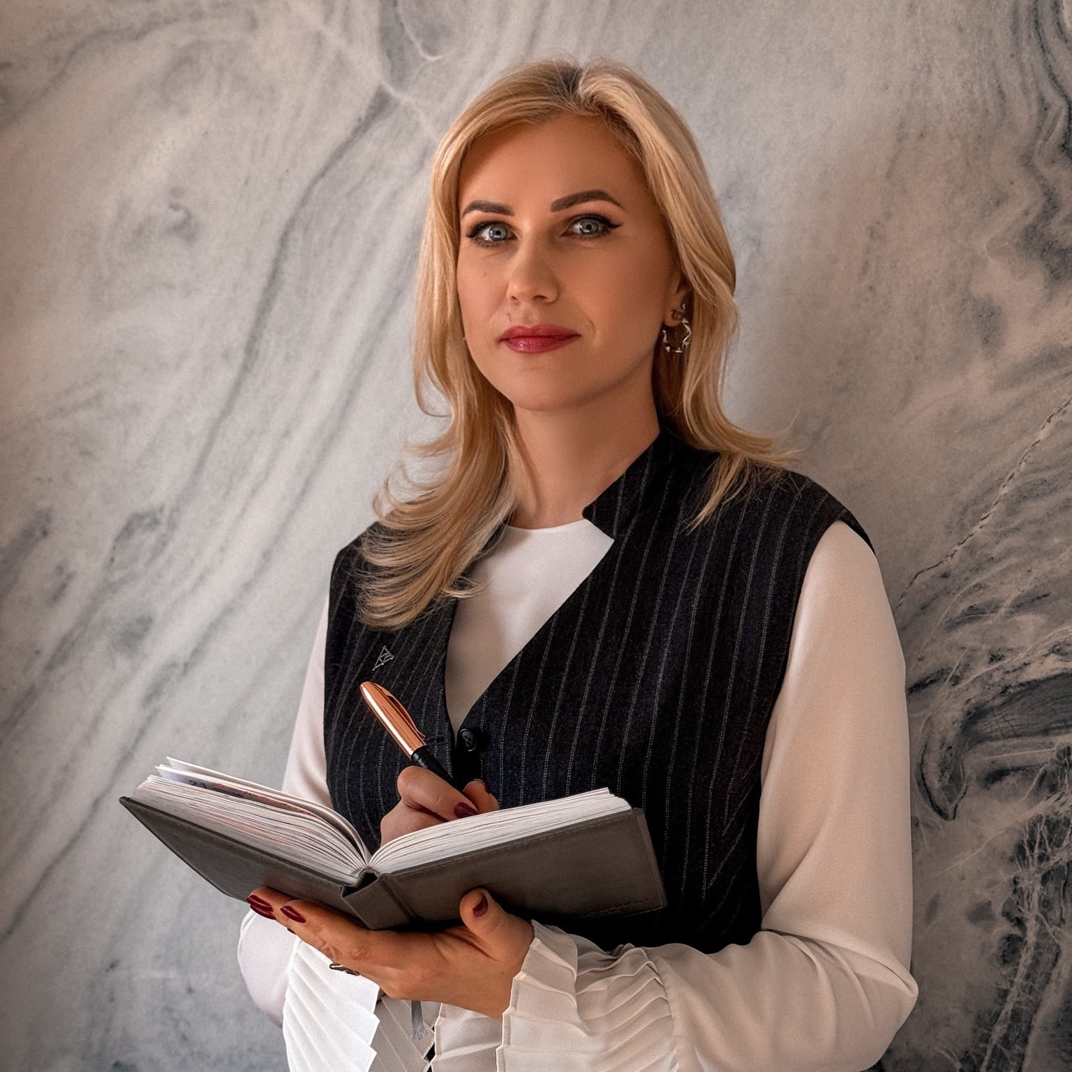 Имя Фамилия